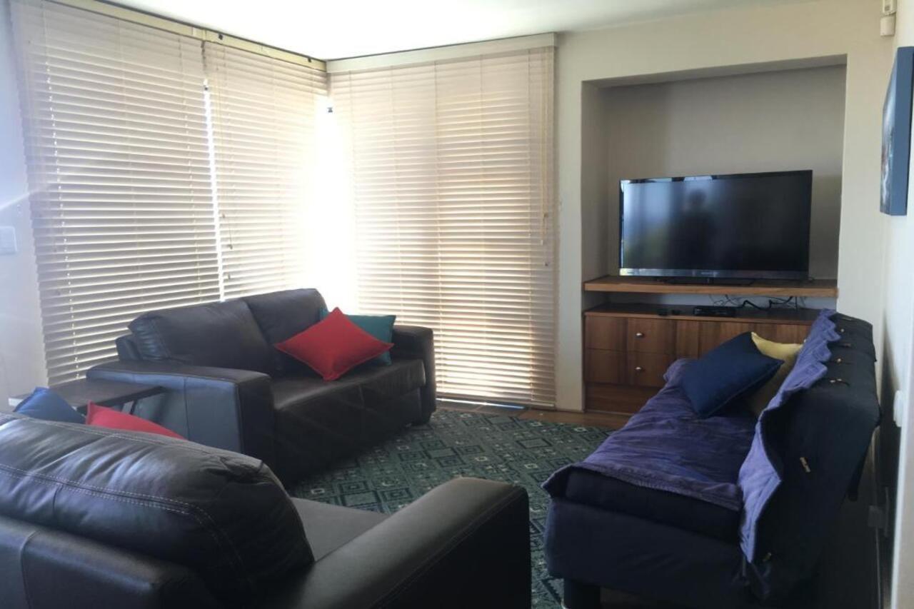 Royal Albatros Apartment Гансбаи Екстериор снимка