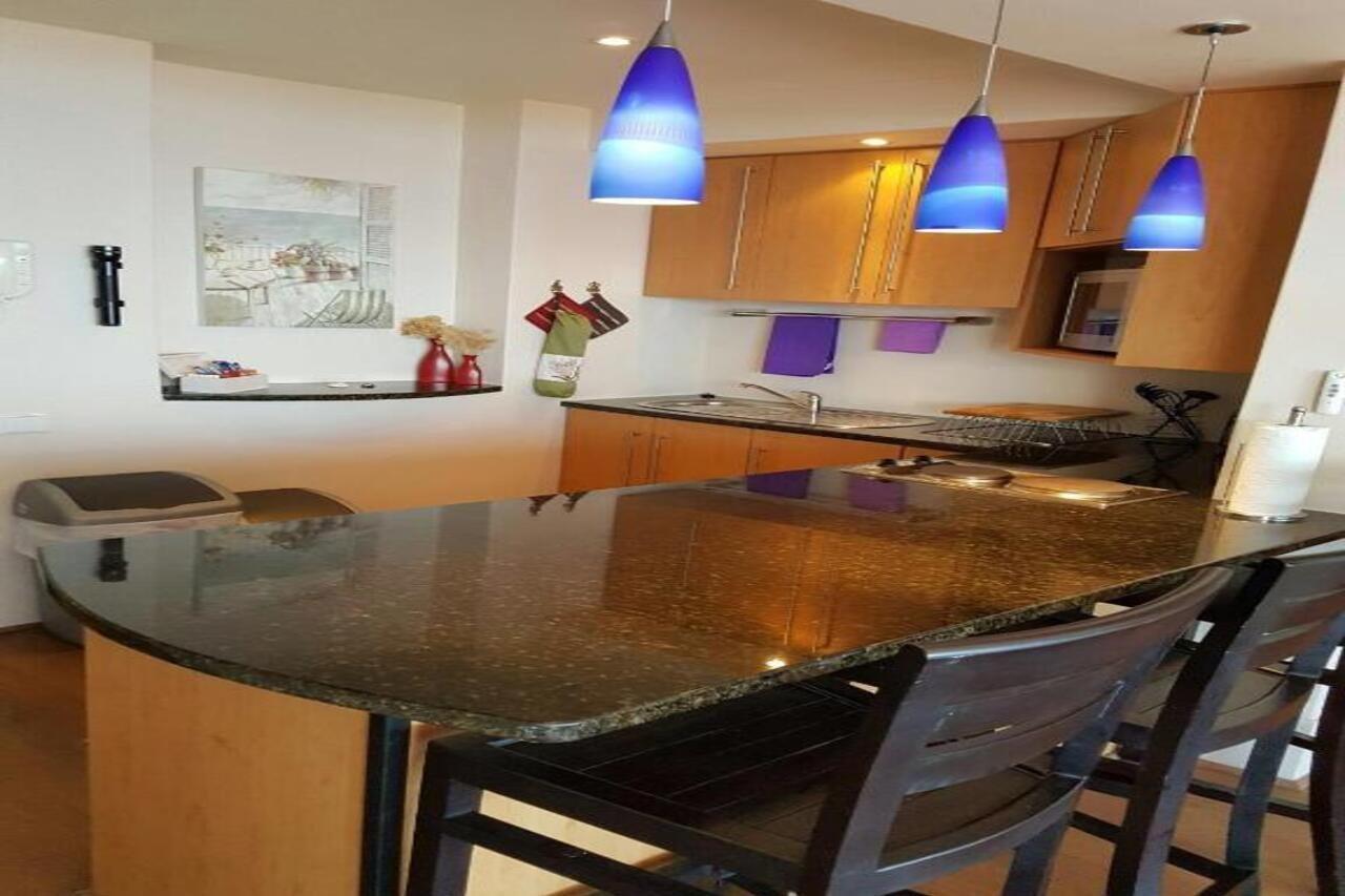 Royal Albatros Apartment Гансбаи Екстериор снимка