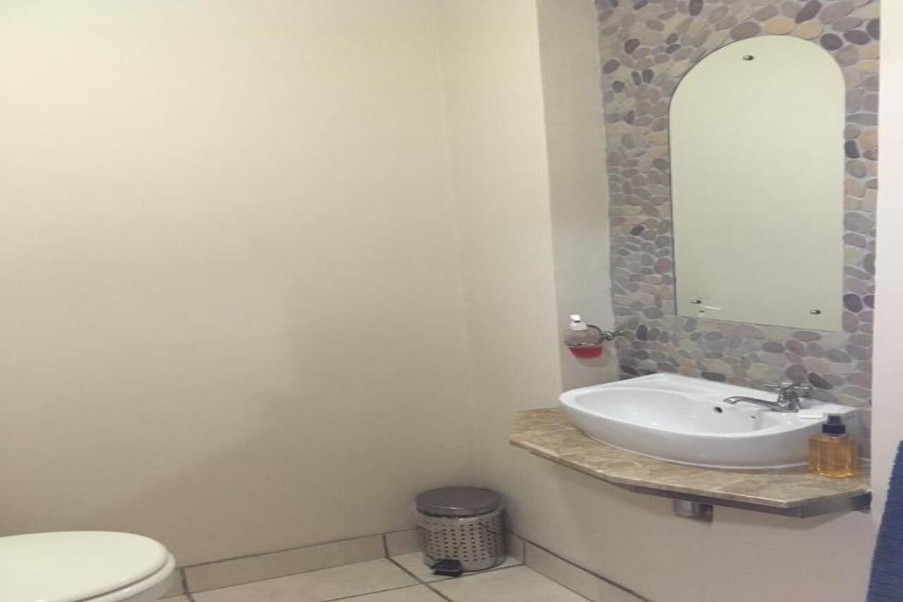 Royal Albatros Apartment Гансбаи Екстериор снимка