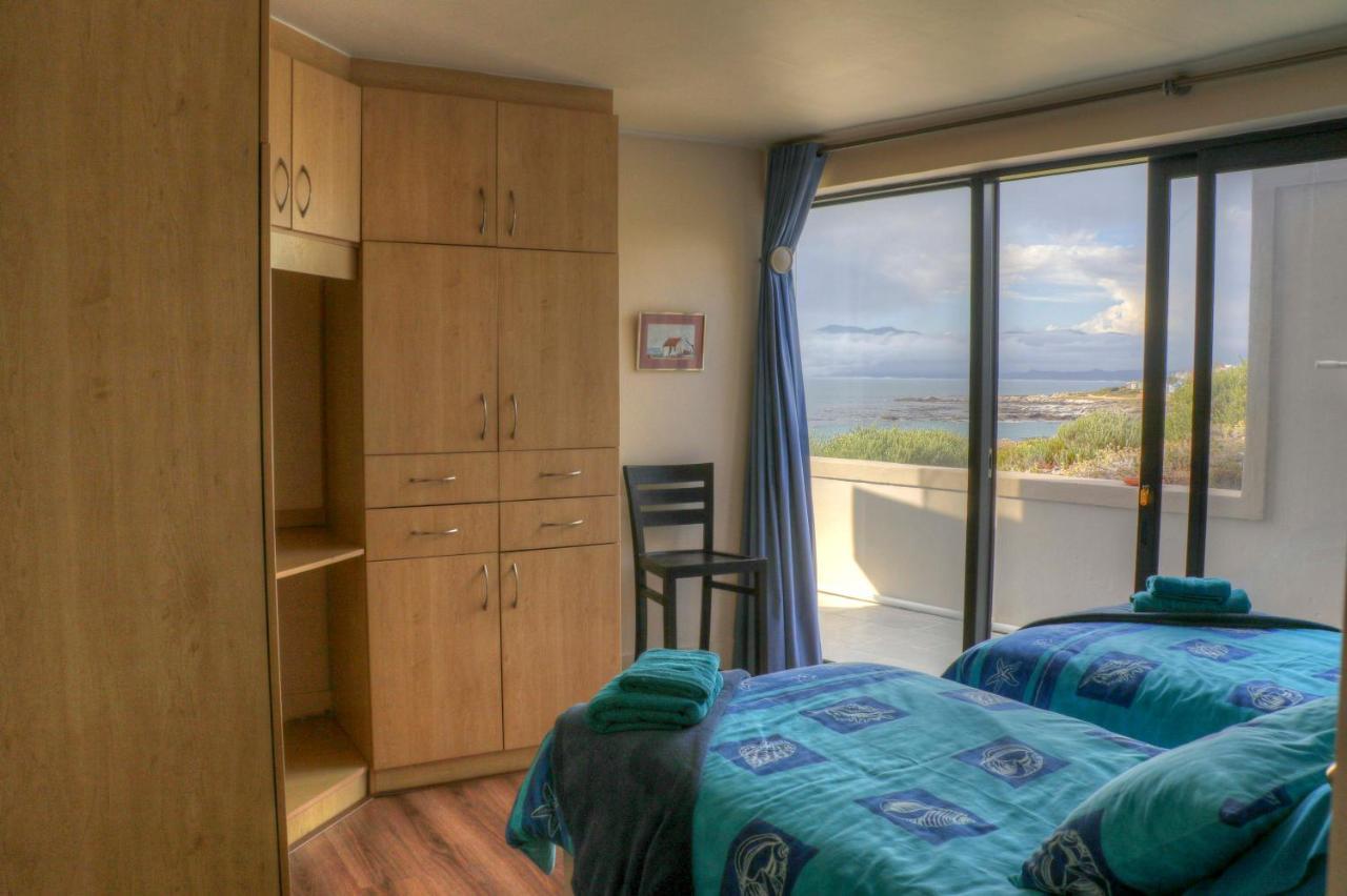 Royal Albatros Apartment Гансбаи Екстериор снимка